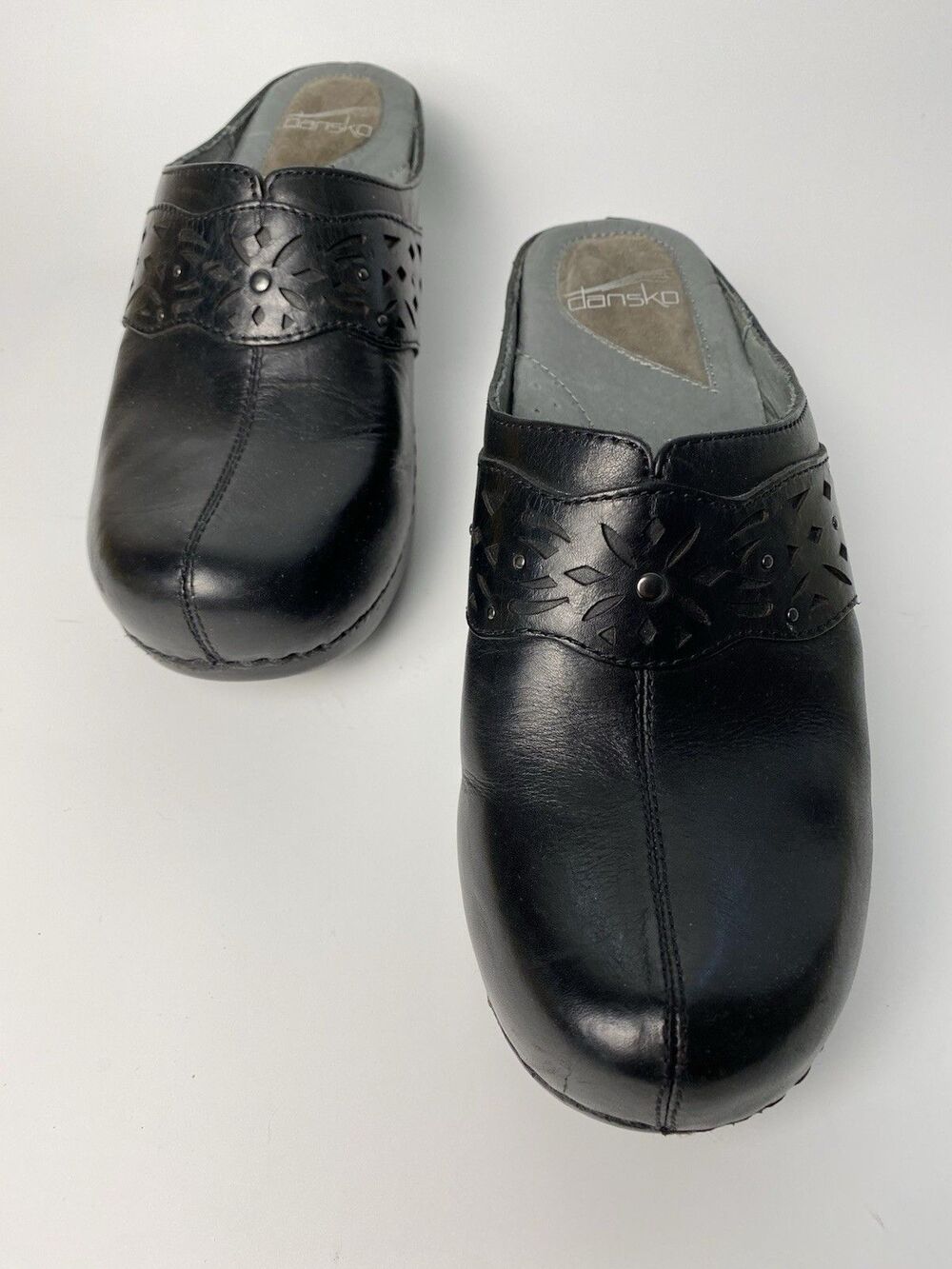 Dansko Women’s 40 (US 9-9.5) Black Embellished Mule Slip On Comfort Clogs